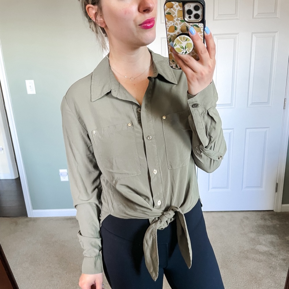 Michael Kors Button Down Shirt XS - Picture 2 of 4